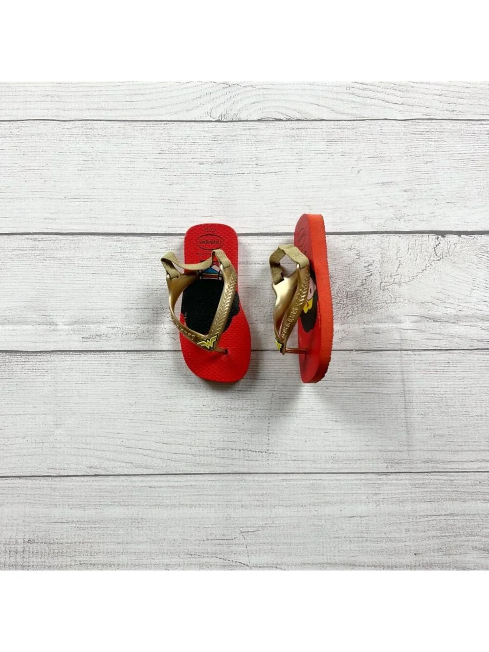 Havaianas Wonder Woman Flip Flops Red Gold Kids Sandals 9-10